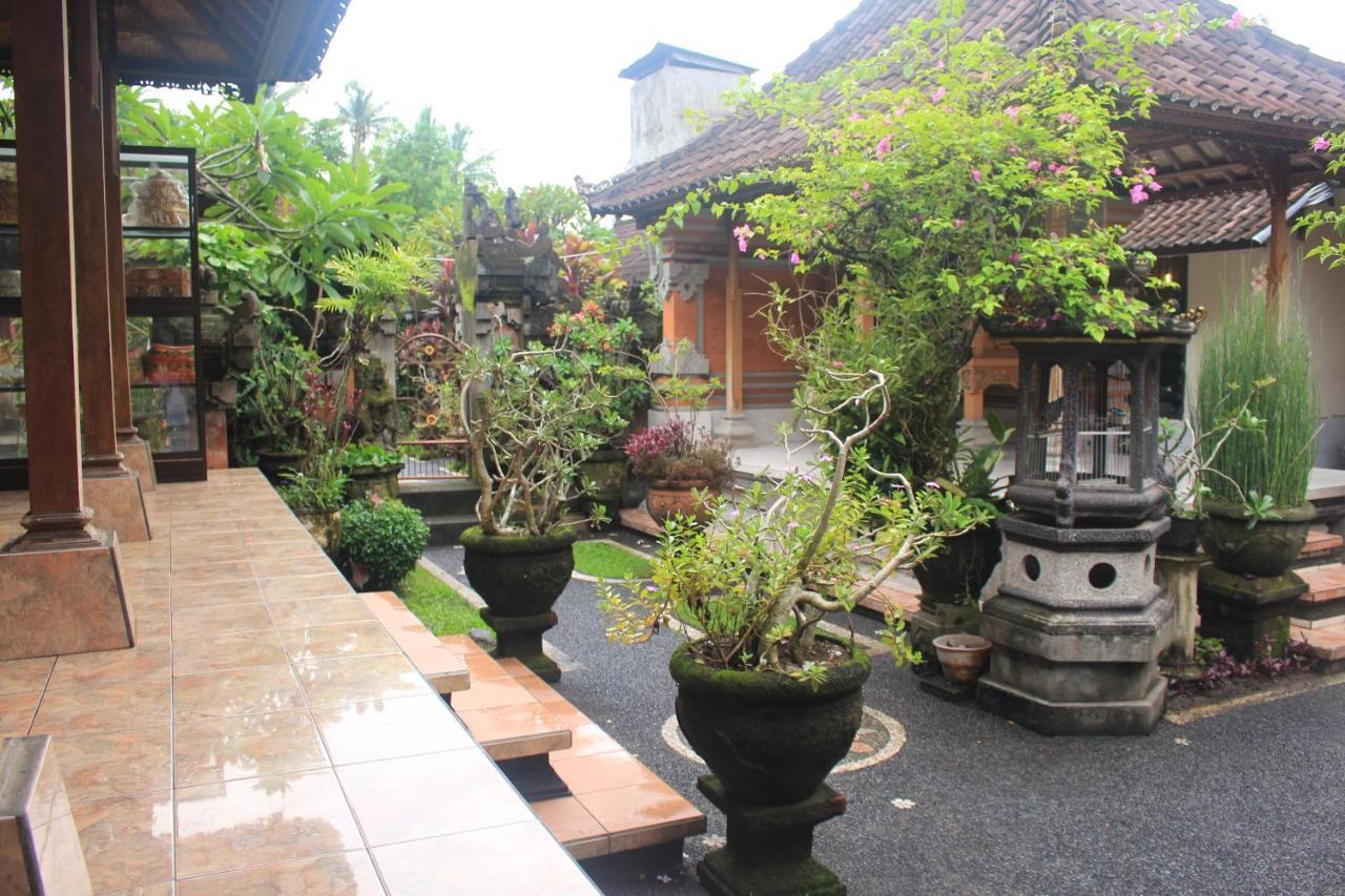 Intan Guest House Ubud  Exterior photo